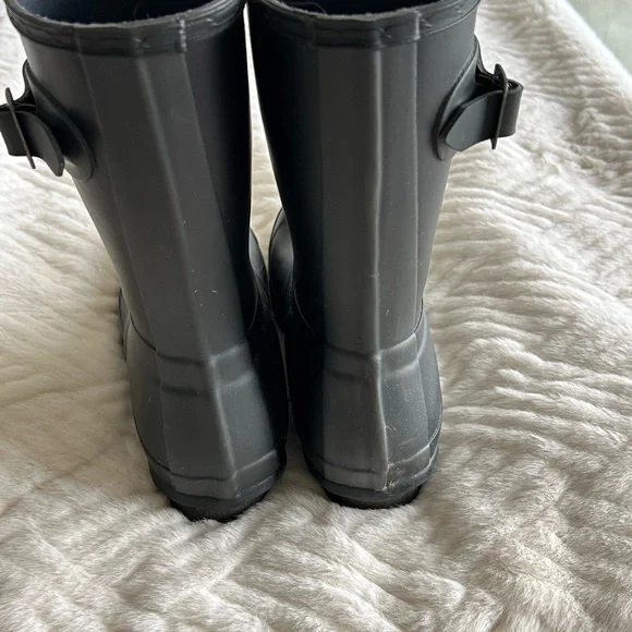 Hunter Classic Black Waterproof Boots - Picture 5 of 10